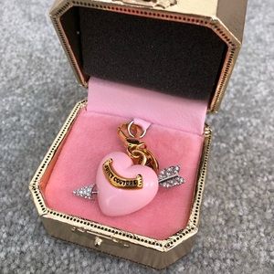 Juicy Couture - Lovestruck Heart Charm